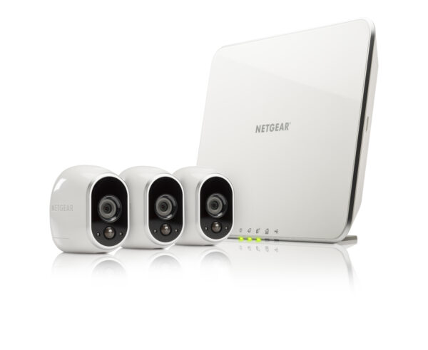 Arlo Kit Allarme 3 Telecamere Interno/Esterno + Base Station VMS3330100EUS