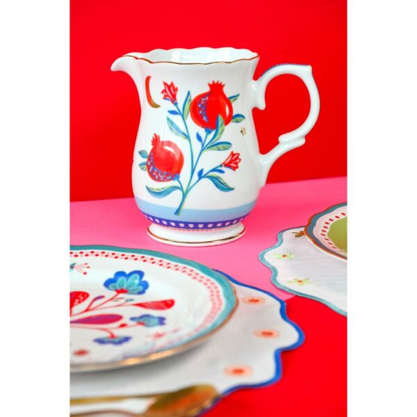 MAMMA MIA pitcher