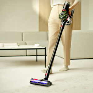 Dyson V8 Cyclone Aspirapolvere Senza Filo 2 in 1 150 AW 60 min Senza Sacchetto Filtro HEPA Nero 3 1 18